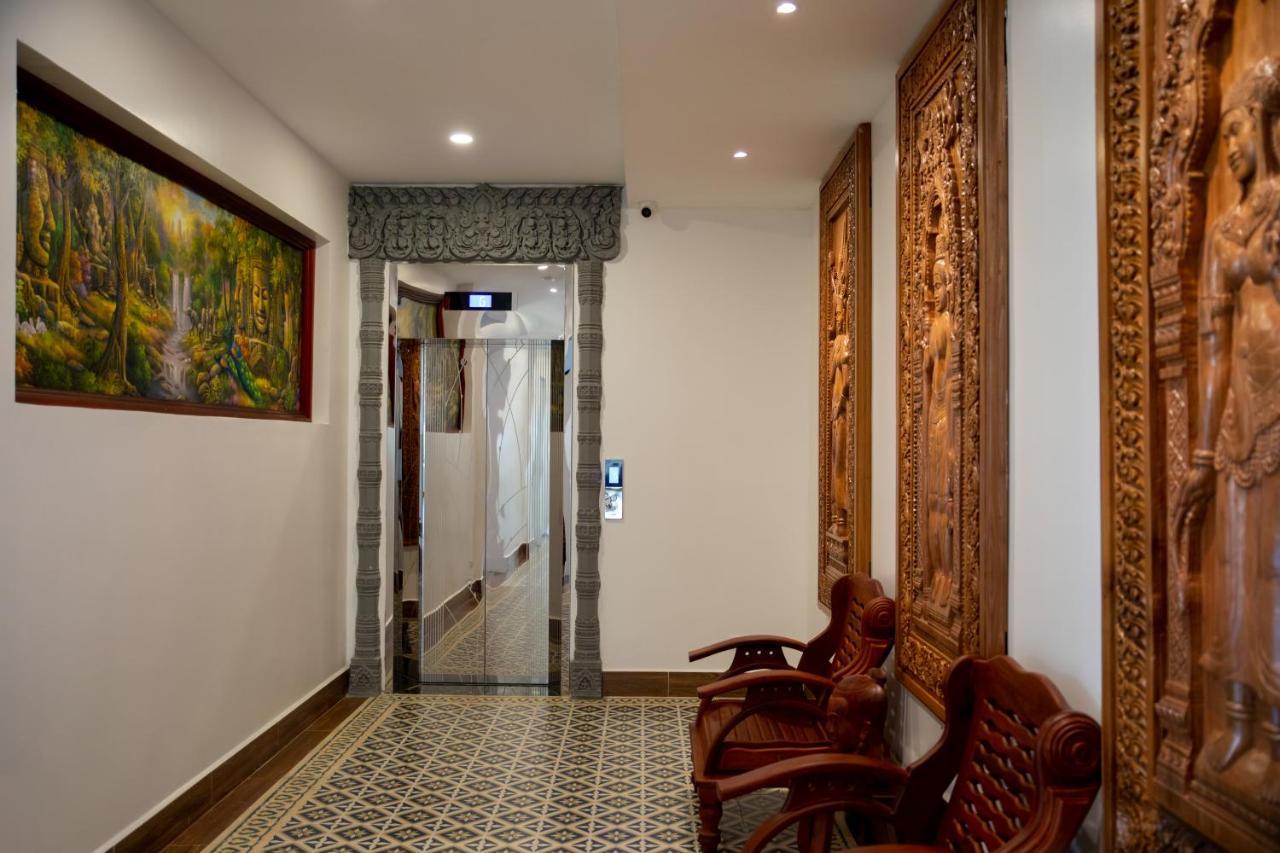 Two Seasons Siem Reap Hotel Esterno foto Interior of the hotel