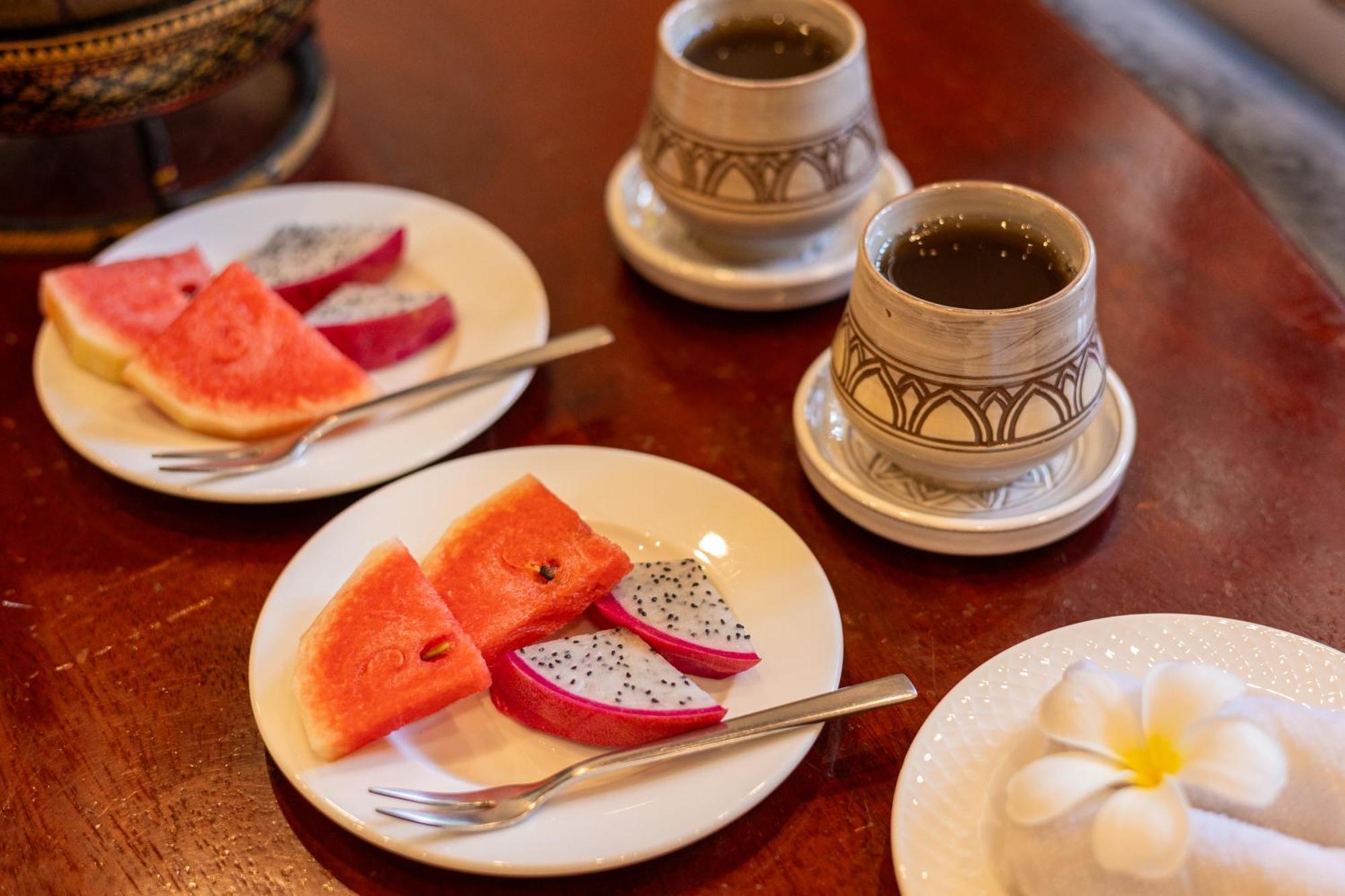 Two Seasons Siem Reap Hotel Esterno foto Kopi luwak served in Bali